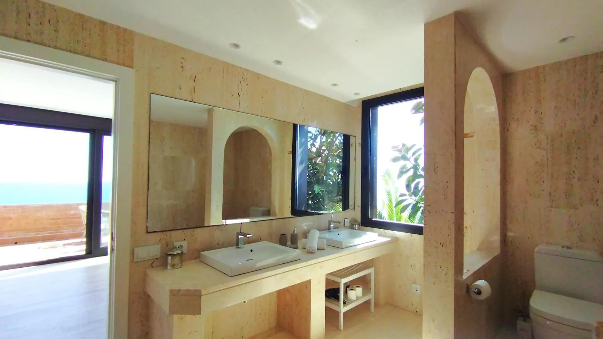 Sitges Spaces Sea View Villa- 6 Bedrooms, 5 Bathrooms, 2 Private Pools, Near Center 0*,