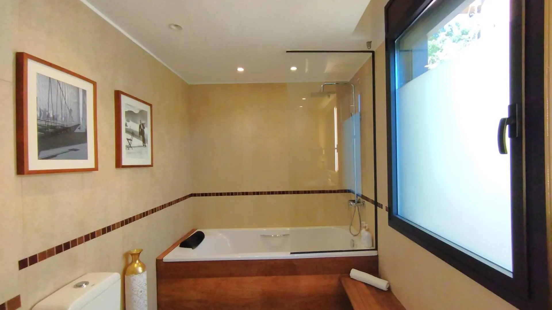 Villa Sitges Spaces Sea View Villa- 6 Bedrooms, 5 Bathrooms, 2 Private Pools, Near Center Spain