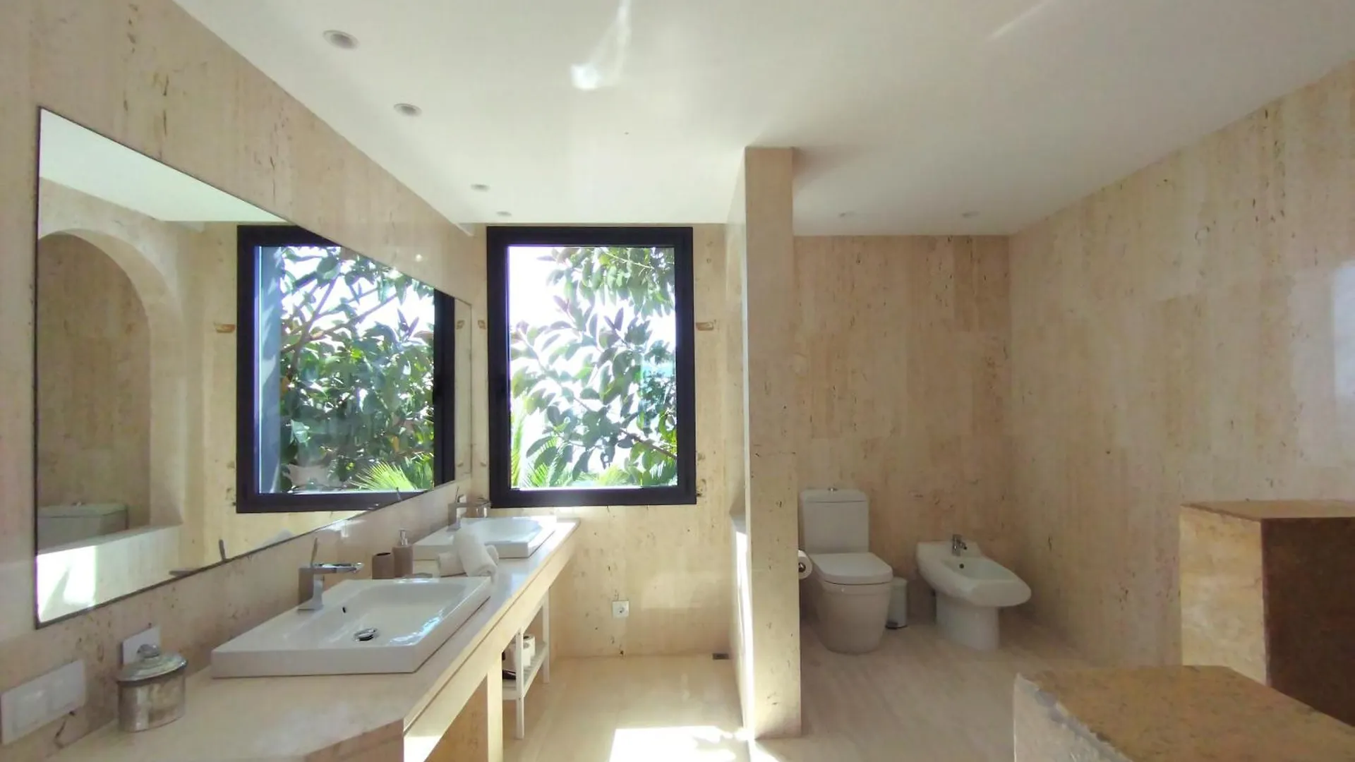 Sitges Spaces Sea View Villa- 6 Bedrooms, 5 Bathrooms, 2 Private Pools, Near Center Villa