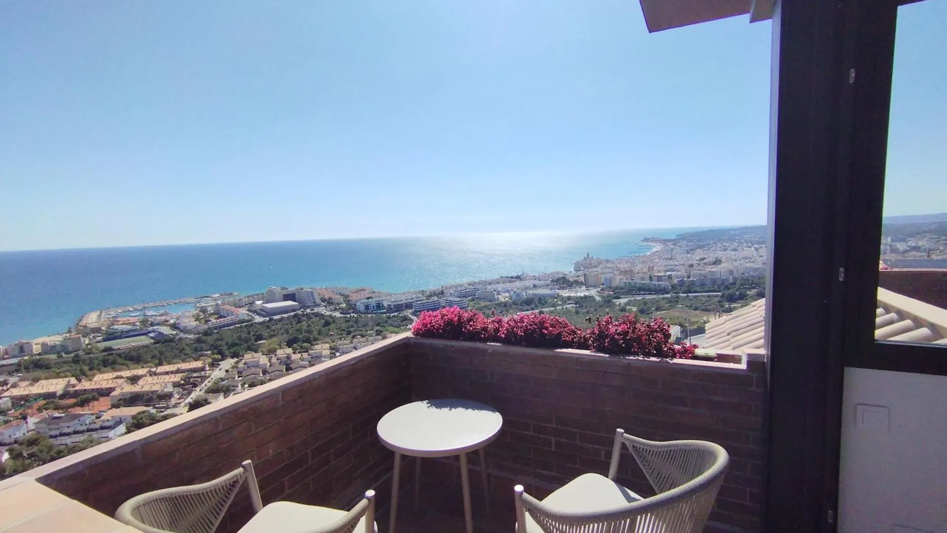Sitges Spaces Sea View Villa- 6 Bedrooms, 5 Bathrooms, 2 Private Pools, Near Center Villa