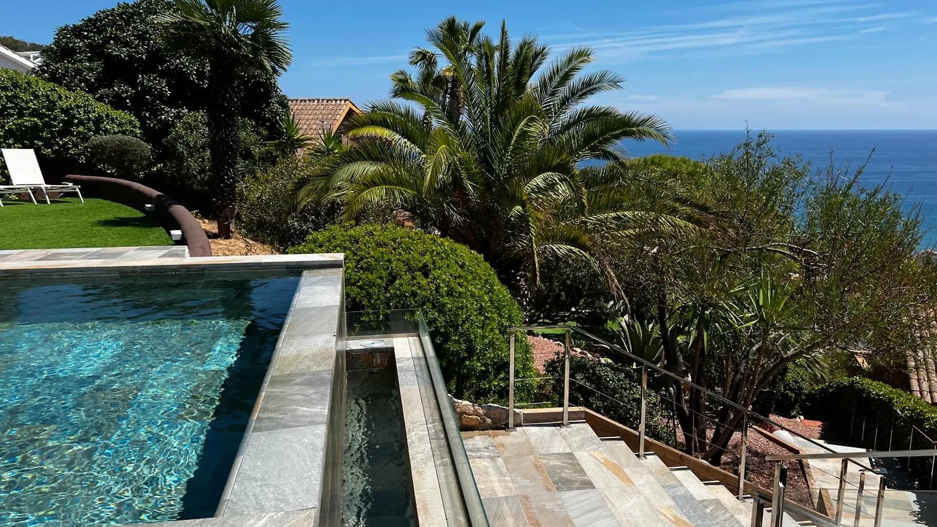 Sitges Spaces Sea View Villa- 6 Bedrooms, 5 Bathrooms, 2 Private Pools, Near Center