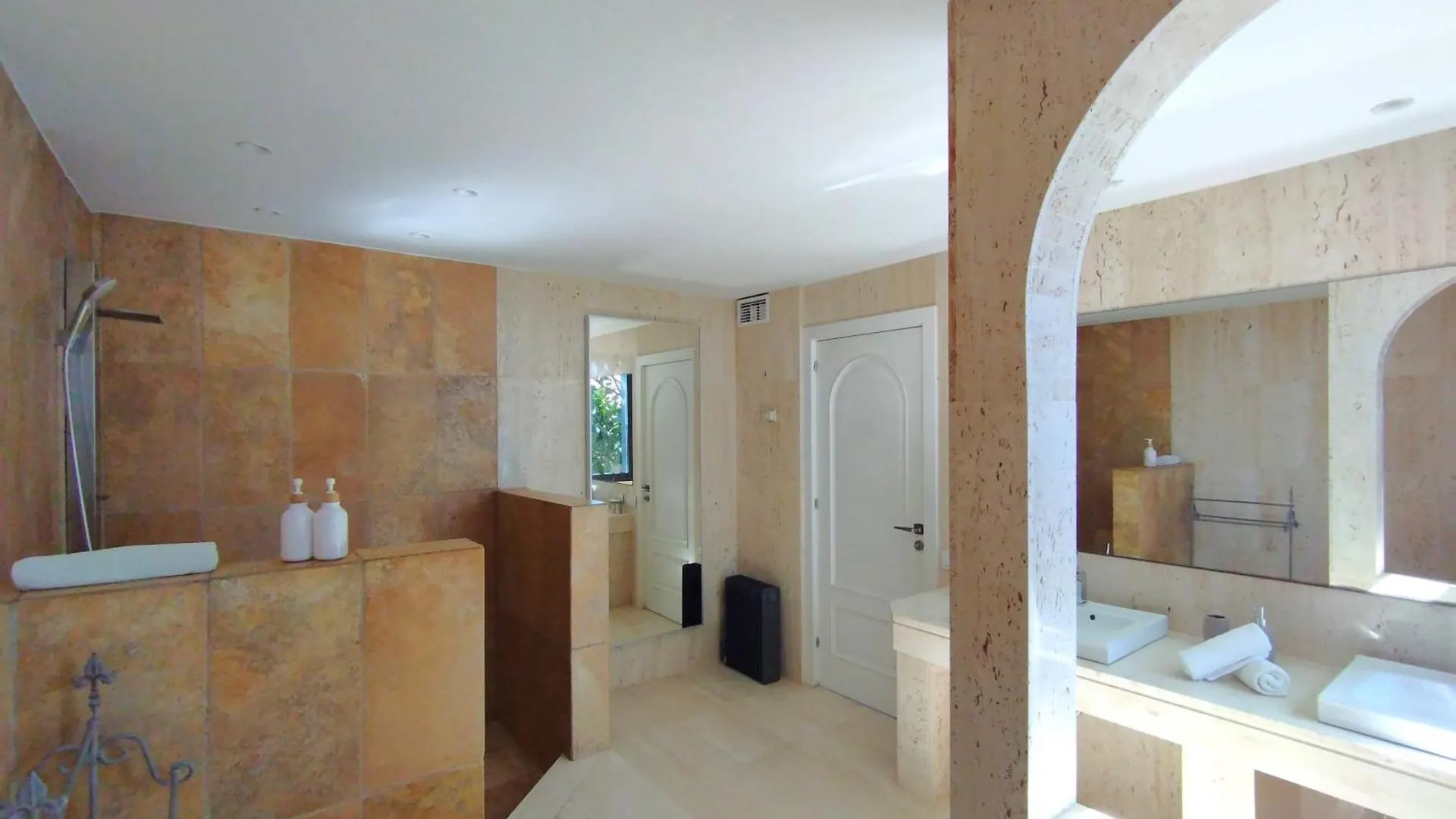 Villa Sitges Spaces Sea View Villa- 6 Bedrooms, 5 Bathrooms, 2 Private Pools, Near Center